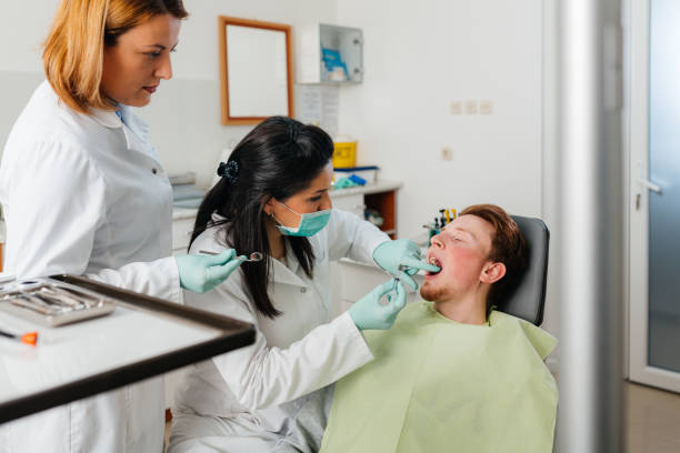 Best Emergency Tooth Extraction in Four Corners, MD